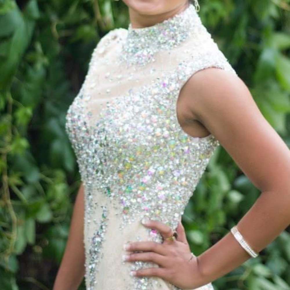 Highly intricate beading! Prom dress